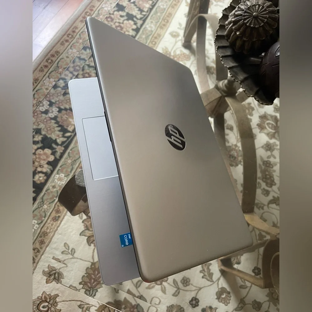 HP 15.6